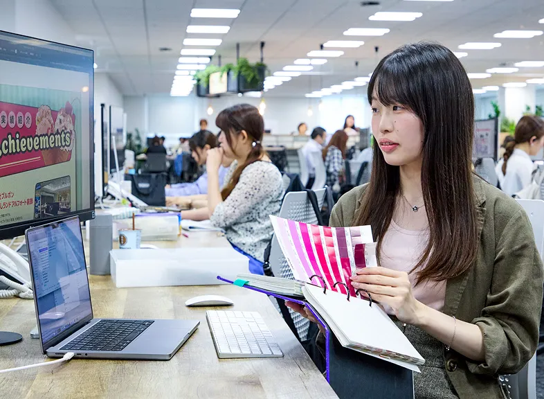 グラフィックデザイナー職